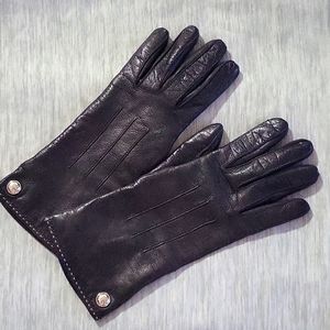 Coach leather gloves in Black with cashmere lining size 7.5